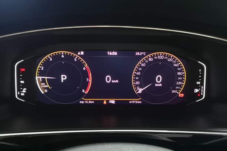 Used Volkswagen Tiguan L 2021 330TSI Automatic Two-Wheel Drive R-Line Enhanced Edition Instrument Cluster