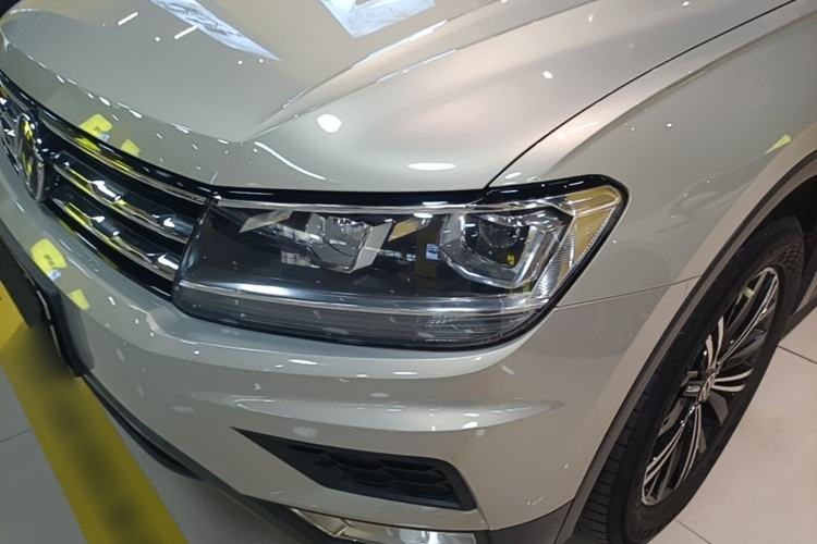 Used Volkswagen Tiguan L 2021 280TSI Automatic Two-Wheel Drive Comfort Edition – Low-Trim Version Left Front Headlight