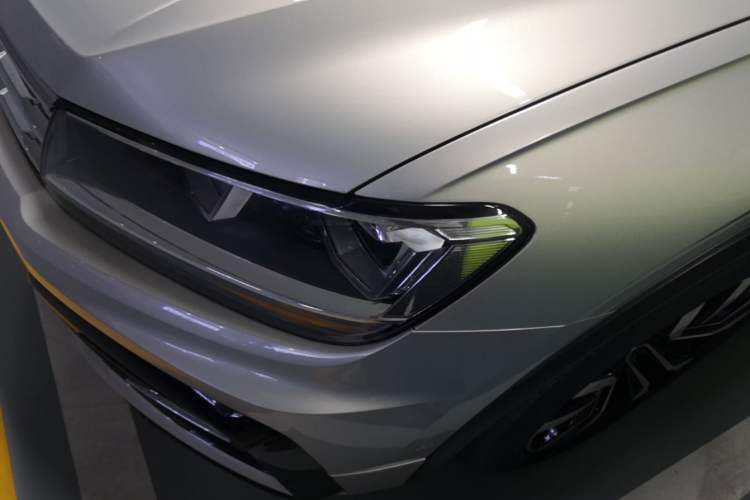 Used Volkswagen Tiguan L 2021 330TSI Automatic Two-Wheel Drive R-Line Enhanced Edition Left Front Headlight