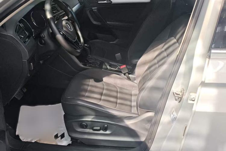 Used Volkswagen Tiguan L 2021 280TSI Automatic Two-Wheel Drive Smart Edition Left Front Seat