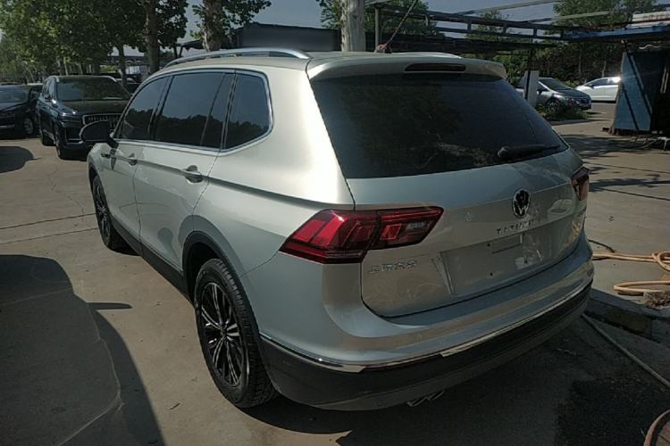 Used Volkswagen Tiguan L 2021 330TSI Automatic Two-Wheel Drive Smart Edition Rear Left 45 Deg