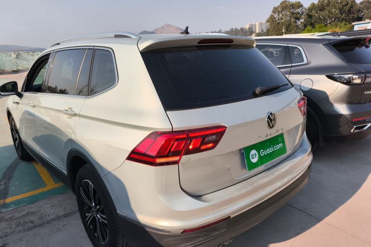 Used Volkswagen Tiguan L 2021 330TSI Automatic Two-Wheel Drive Smart Edition Rear Left 45 Deg