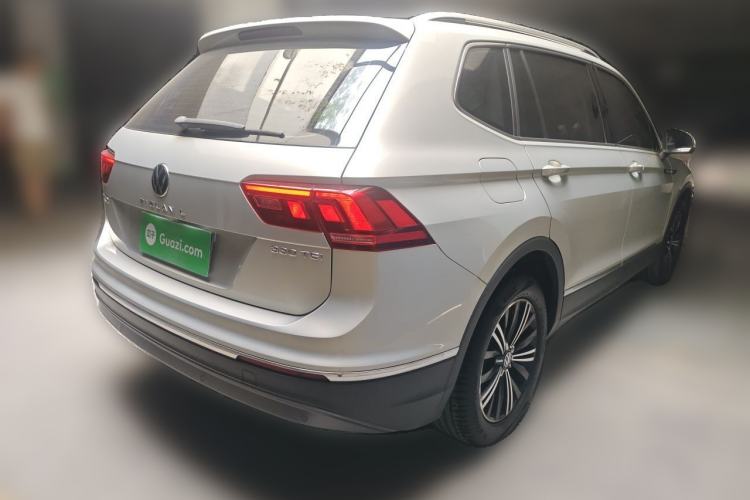 Used Volkswagen Tiguan L 2021 330TSI Automatic Two-Wheel Drive Smart Edition Rear Right 45 Deg