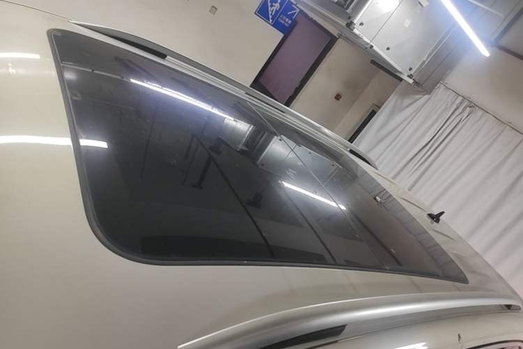 Used Volkswagen Tiguan L 2021 330TSI Automatic Two-Wheel Drive R-Line Flagship Edition Roof