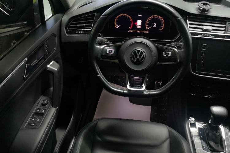 Used Volkswagen Tiguan L 2021 330TSI Automatic Two-Wheel Drive R-Line Enhanced Edition Steering Wheel