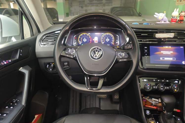 Used Volkswagen Tiguan L 2021 330TSI Automatic Two-Wheel Drive Smart Edition Steering Wheel