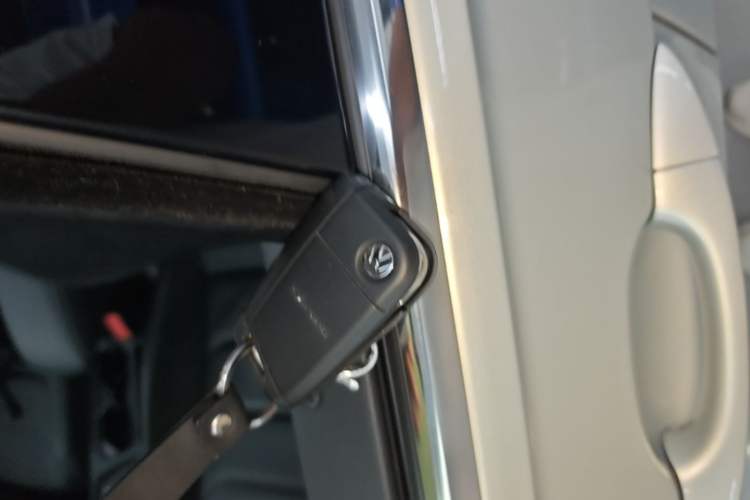 Used Volkswagen Tiguan L 2021 330TSI Automatic Two-Wheel Drive Smart Edition Vehicle Key