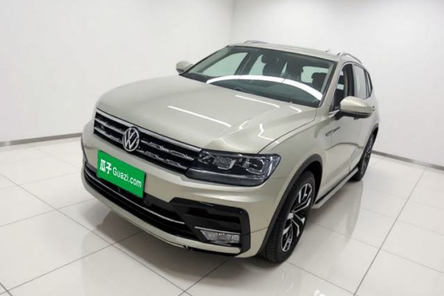 Używany Volkswagen Tiguan L 2021 330TSI Automatic Two-Wheel Drive R-Line Enhanced Edition