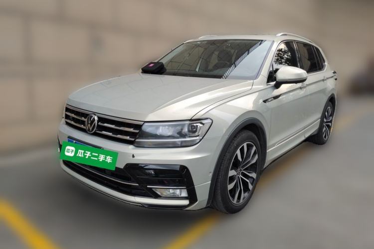 Used Volkswagen Tiguan L 2021 330TSI Automatic Two-Wheel Drive R-Line Enhanced Edition Guazi used car, China used car export, Used car for sale, Used cars, Cheapest cars for sale