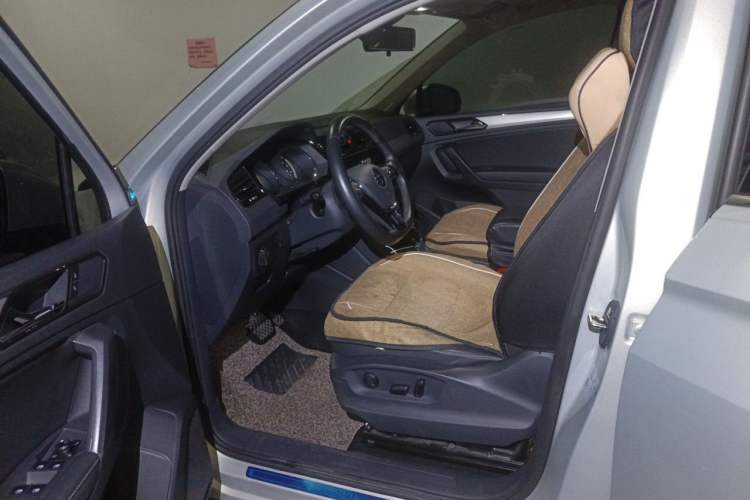 Used Volkswagen Tiguan L 2021 330TSI Automatic Two-Wheel Drive Smart Edition Driver Seat