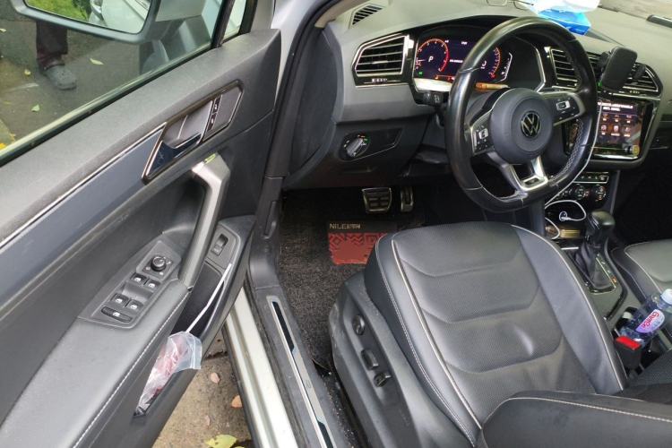 Used Volkswagen Tiguan L 2021 330TSI Automatic Two-Wheel Drive R-Line Flagship Edition Driver Seat