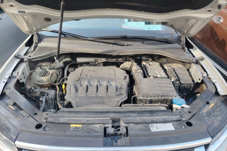 Used Volkswagen Tiguan L 2021 330TSI Automatic Two-Wheel Drive R-Line Enhanced Edition Engine Bay