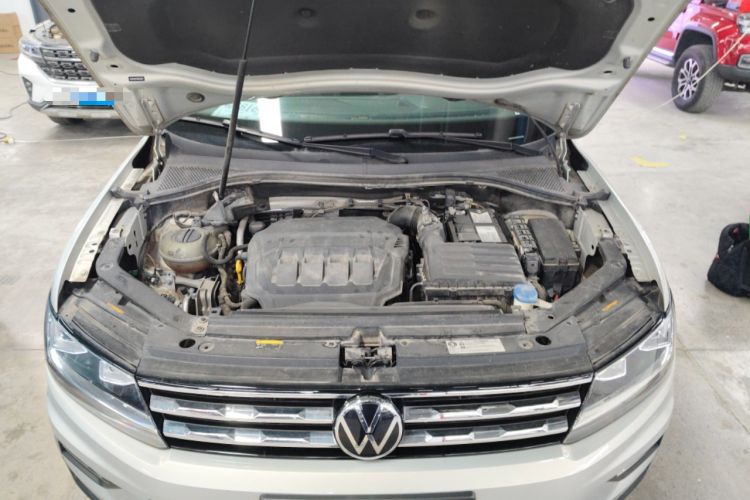 Used Volkswagen Tiguan L 2021 330TSI Automatic Two-Wheel Drive Smart Edition Engine Bay