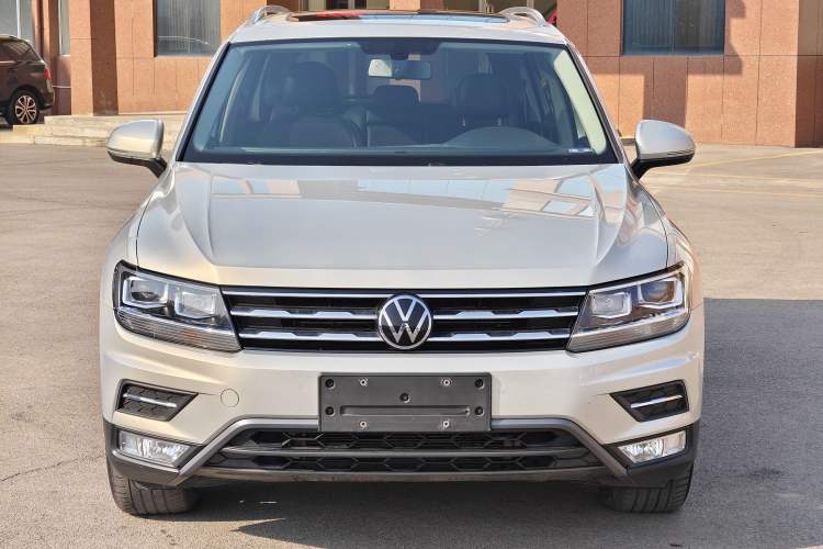 Used Volkswagen Tiguan L 2021 330TSI Automatic Two-Wheel Drive Smart Edition Exterior 1