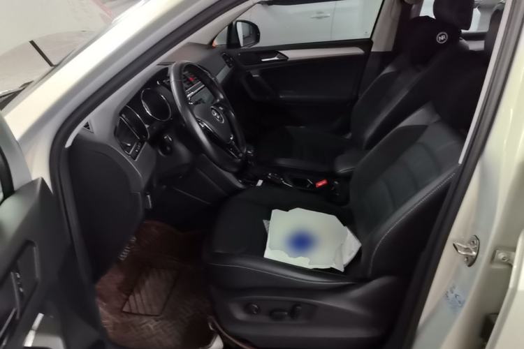 Used Volkswagen Tiguan L 2021 330TSI Automatic Two-Wheel Drive Smart Edition Left Front Seat