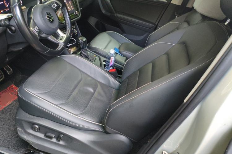 Used Volkswagen Tiguan L 2021 330TSI Automatic Two-Wheel Drive R-Line Flagship Edition Left Front Seat