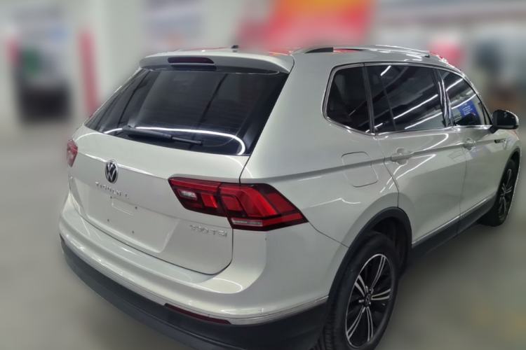 Used Volkswagen Tiguan L 2021 330TSI Automatic Two-Wheel Drive Smart Edition Rear Right 45 Deg