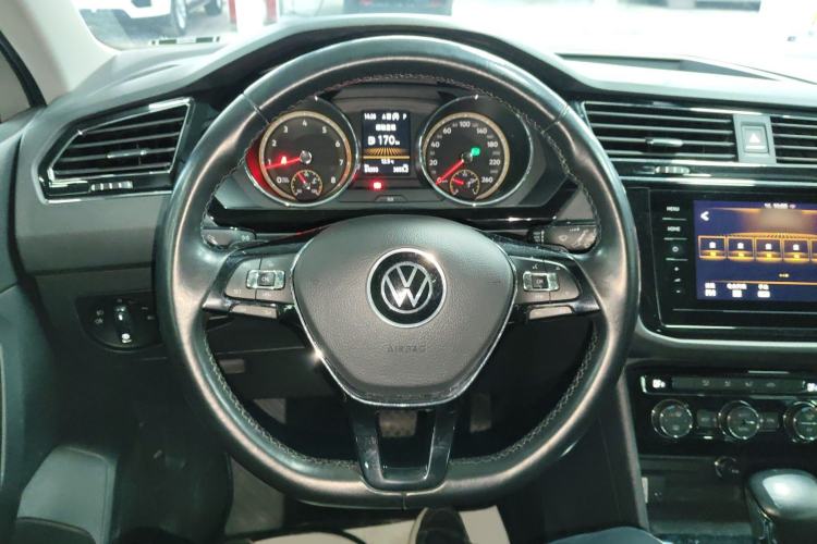 Used Volkswagen Tiguan L 2021 330TSI Automatic Two-Wheel Drive Smart Edition Steering Wheel