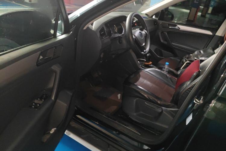 Used Volkswagen Tiguan L 2021 330TSI Automatic Two-Wheel Drive Comfort Edition Driver Seat