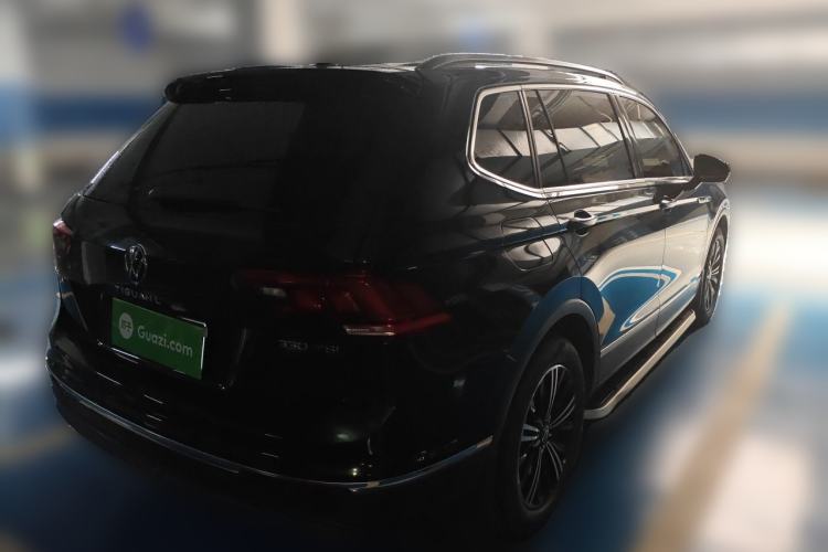 Used Volkswagen Tiguan L 2021 330TSI Automatic Two-Wheel Drive Comfort Edition Rear Right 45 Deg