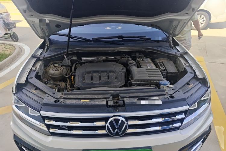 Used Volkswagen Tiguan L 2021 330TSI Automatic Two-Wheel Drive R-Line Enhanced Edition Engine Bay