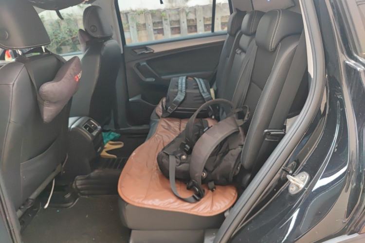 Used Volkswagen Tiguan L 2021 280TSI Automatic Two-Wheel Drive Smart Edition Left Rear Seat