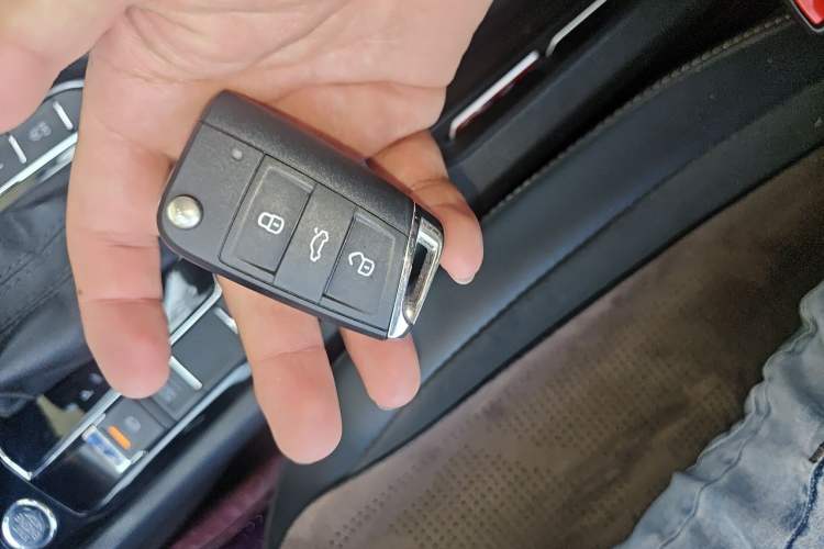 Used Volkswagen Tiguan L 2021 330TSI Automatic Two-Wheel Drive R-Line Enhanced Edition Vehicle Key