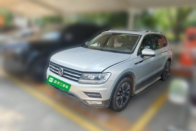 Volkswagen Tiguan L 2021 330TSI Automatic Two-Wheel Drive Smart Edition de segunda mano
