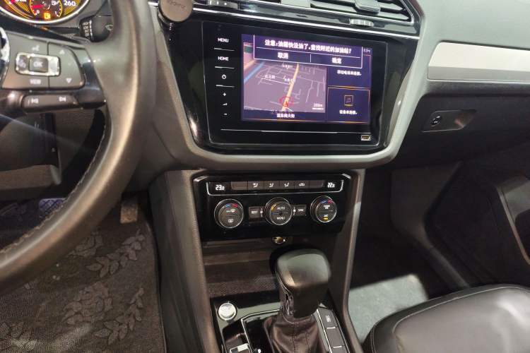 Used Volkswagen Tiguan L 2021 330TSI Automatic Two-Wheel Drive Smart Edition Audio And AC Panel