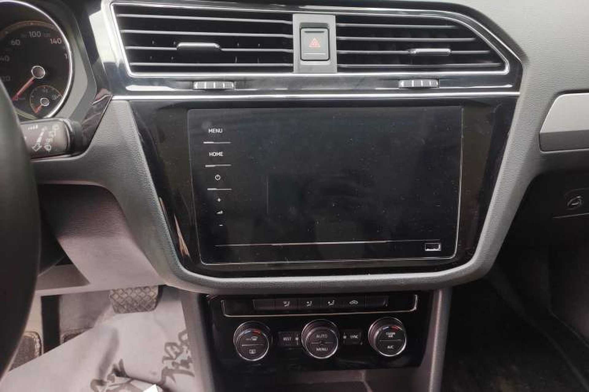 Used Volkswagen Tiguan L 2021 330TSI Automatic Two-Wheel Drive Smart Edition Audio And AC Panel