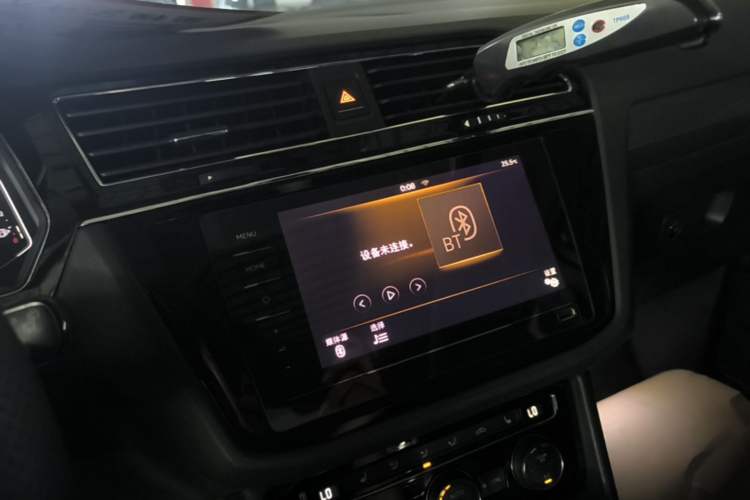 Used Volkswagen Tiguan L 2021 330TSI Automatic Two-Wheel Drive R-Line Enhanced Edition Audio And AC Panel