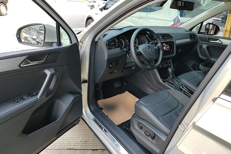 Used Volkswagen Tiguan L 2021 330TSI Automatic Two-Wheel Drive Smart Edition Driver Seat