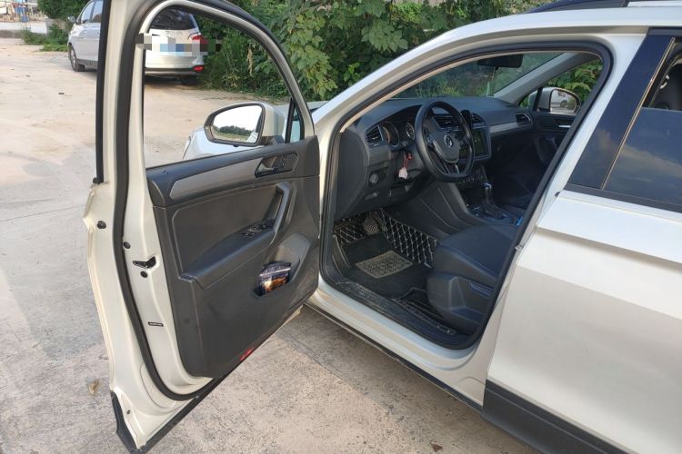 Used Volkswagen Tiguan L 2021 280TSI Automatic Two-Wheel Drive Smart Edition Driver Seat