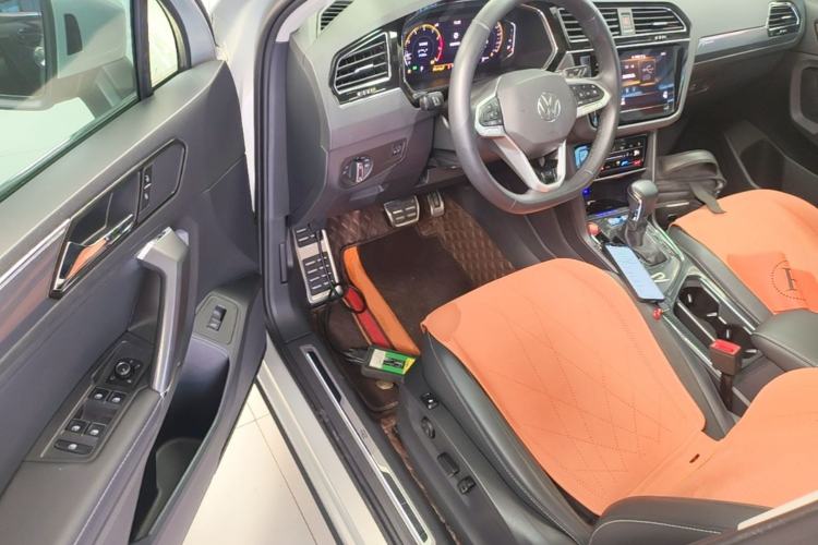 Used Volkswagen Tiguan L 2021 330TSI Automatic Two-Wheel Drive R-Line Enhanced Edition Driver Seat