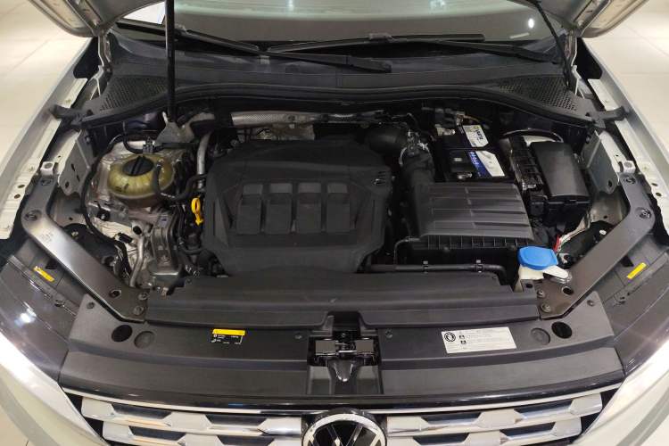 Used Volkswagen Tiguan L 2021 330TSI Automatic Two-Wheel Drive Smart Edition Engine Bay