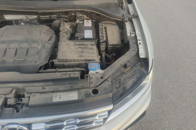 Used Volkswagen Tiguan L 2021 330TSI Automatic Two-Wheel Drive R-Line Enhanced Edition Engine Bay Left