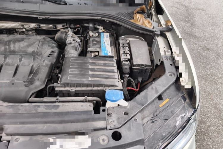 Used Volkswagen Tiguan L 2021 330TSI Automatic Two-Wheel Drive R-Line Flagship Edition Engine Bay Left