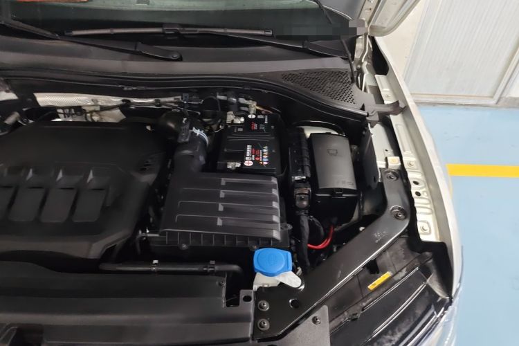 Used Volkswagen Tiguan L 2021 330TSI Automatic Two-Wheel Drive Smart Edition Engine Bay Left