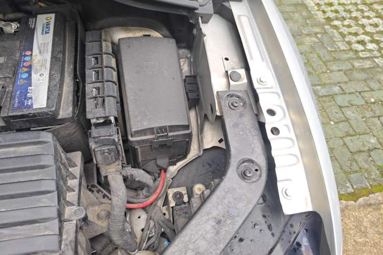 Used Volkswagen Tiguan L 2021 330TSI Automatic Two-Wheel Drive R-Line Enhanced Edition Engine Bay Left