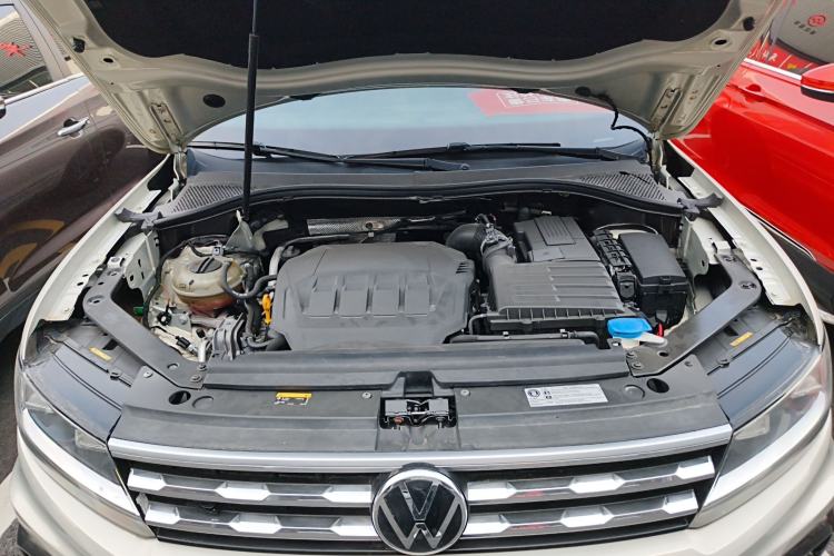 Used Volkswagen Tiguan L 2021 330TSI Automatic Two-Wheel Drive R-Line Enhanced Edition Engine Bay