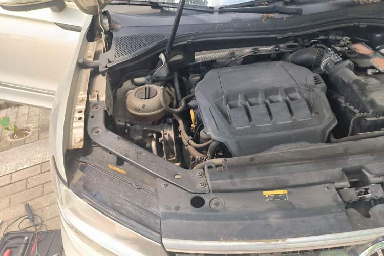 Used Volkswagen Tiguan L 2021 330TSI Automatic Two-Wheel Drive R-Line Enhanced Edition Engine Bay Right