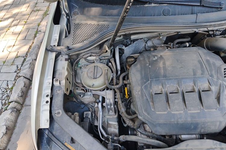 Used Volkswagen Tiguan L 2021 330TSI Automatic Two-Wheel Drive R-Line Enhanced Edition Engine Bay Right