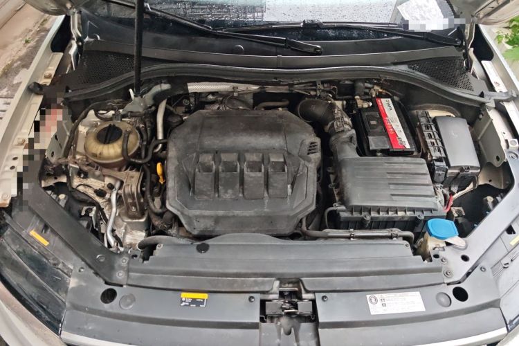 Used Volkswagen Tiguan L 2021 330TSI Automatic Two-Wheel Drive R-Line Flagship Edition Engine Bay