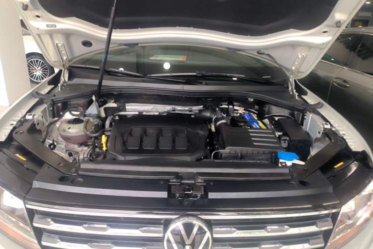 Used Volkswagen Tiguan L 2021 330TSI Automatic Two-Wheel Drive Smart Edition Engine Bay