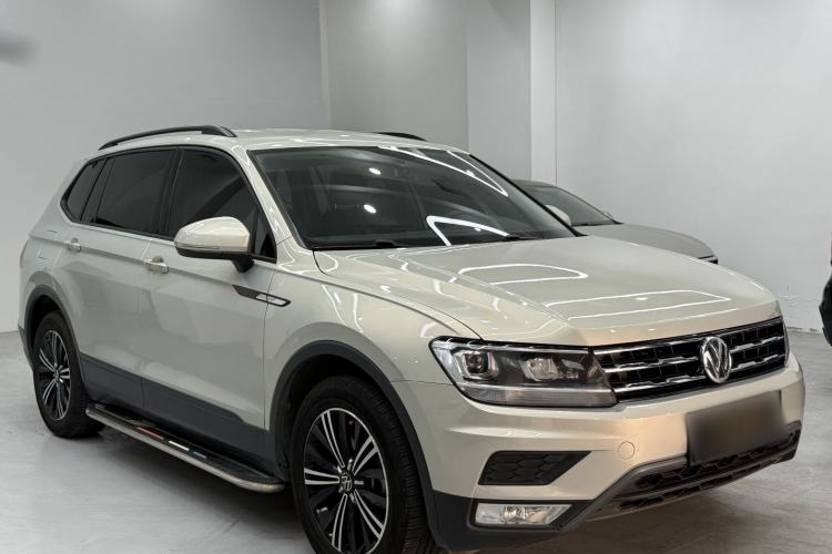 Used Volkswagen Tiguan L 2021 330TSI Automatic Two-Wheel Drive Comfort Edition Exterior 2