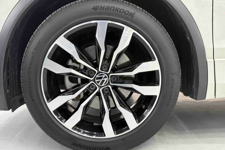 Used Volkswagen Tiguan L 2021 330TSI Automatic Two-Wheel Drive R-Line Enhanced Edition Exterior 7