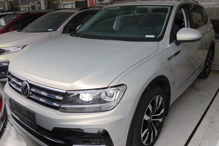 Used Volkswagen Tiguan L 2021 330TSI Automatic Two-Wheel Drive R-Line Enhanced Edition Front