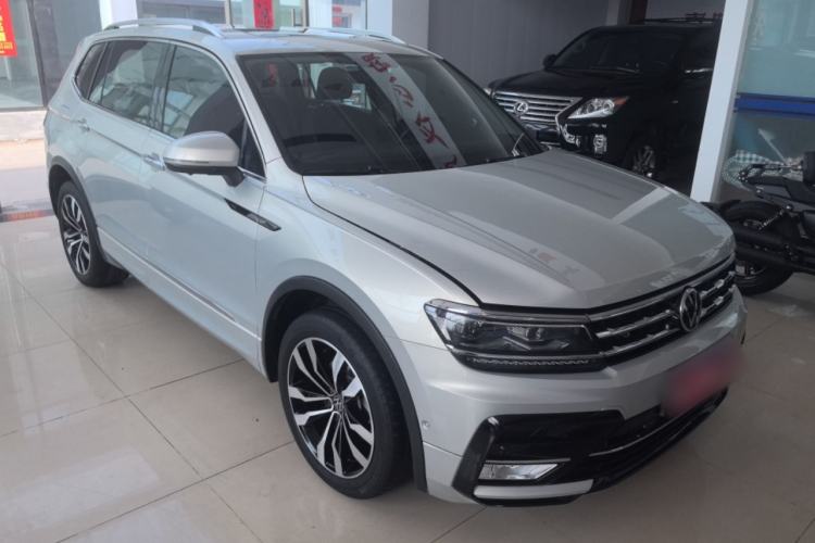 Used Volkswagen Tiguan L 2021 330TSI Automatic Two-Wheel Drive R-Line Flagship Edition Front Right 45 Deg