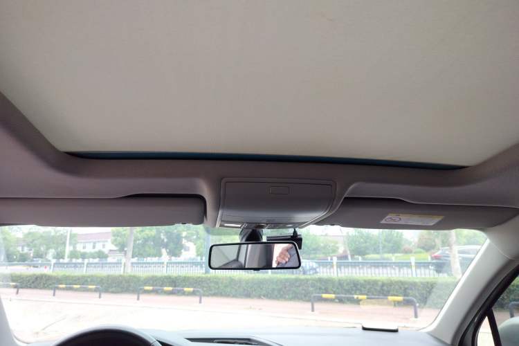 Used Volkswagen Tiguan L 2021 330TSI Automatic Two-Wheel Drive Smart Edition Headliner