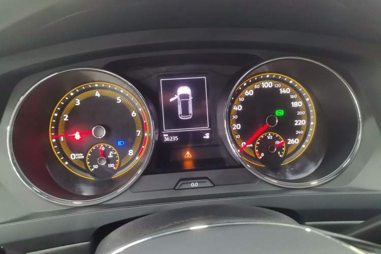 Used Volkswagen Tiguan L 2021 280TSI Automatic Two-Wheel Drive Comfort Edition – Low-Trim Version Instrument Cluster